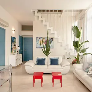 Amazing Sea View Flat Tirrenia